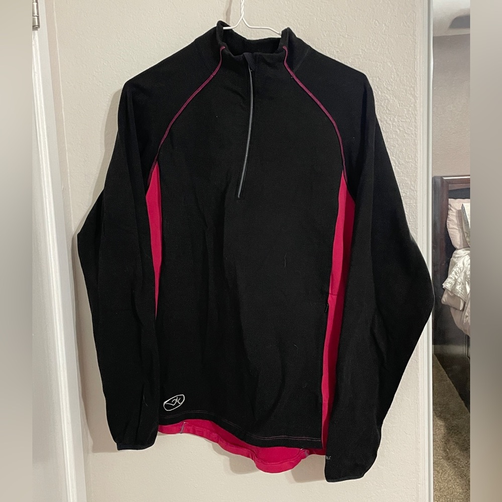 Women’s sport hill long sleeve 1/4 zip size L